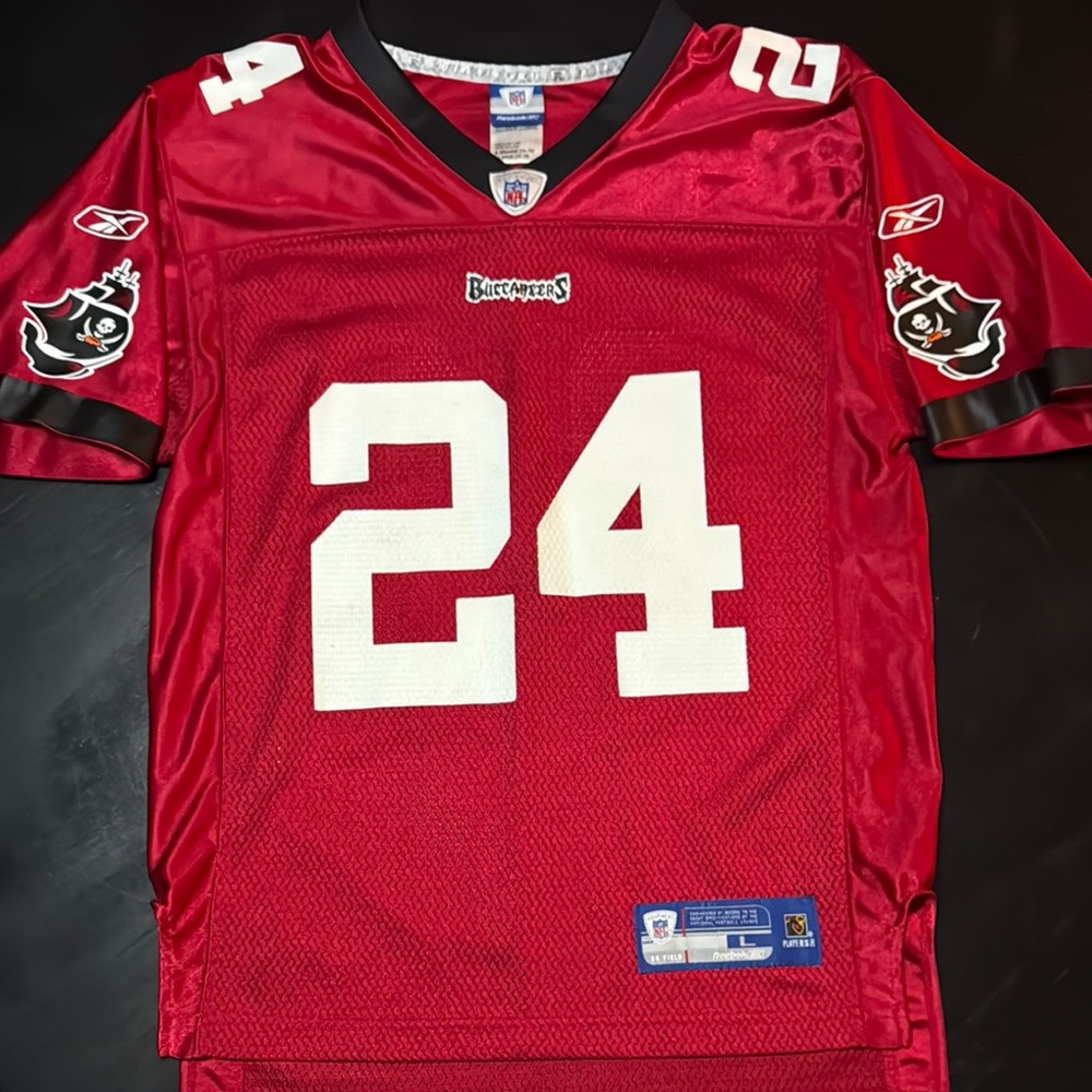 Reebok Buccaneers #24 WILLIAMS Jersey size L